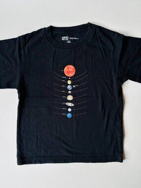 Uniqlo Kids Smithsonian Planets T-Shirt